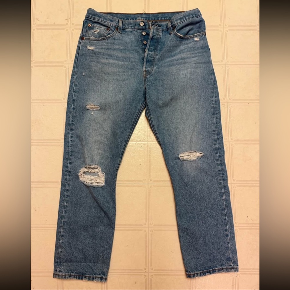 Levi's 501 cropped jeans